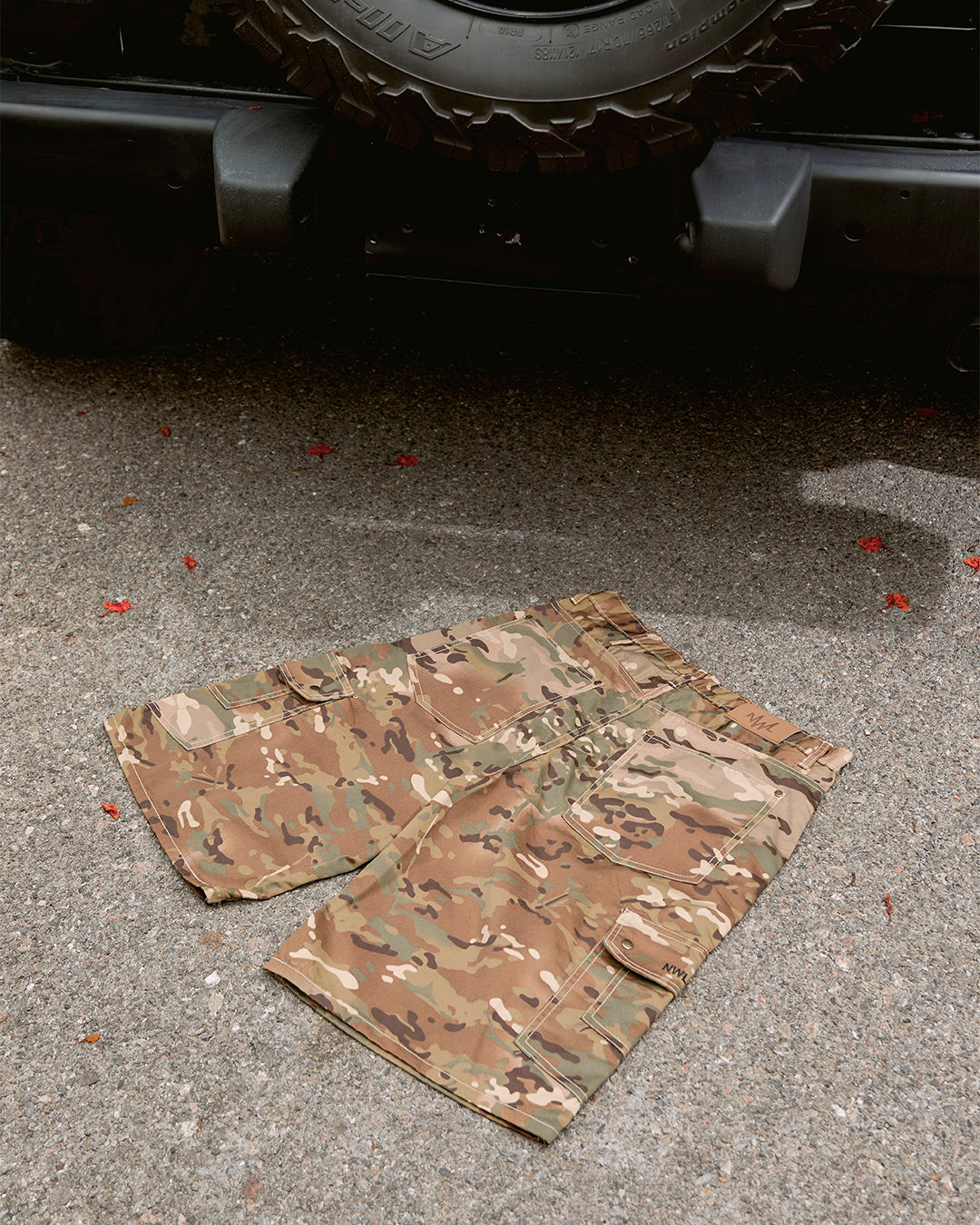 DM14 Short Cargo Camo Brown