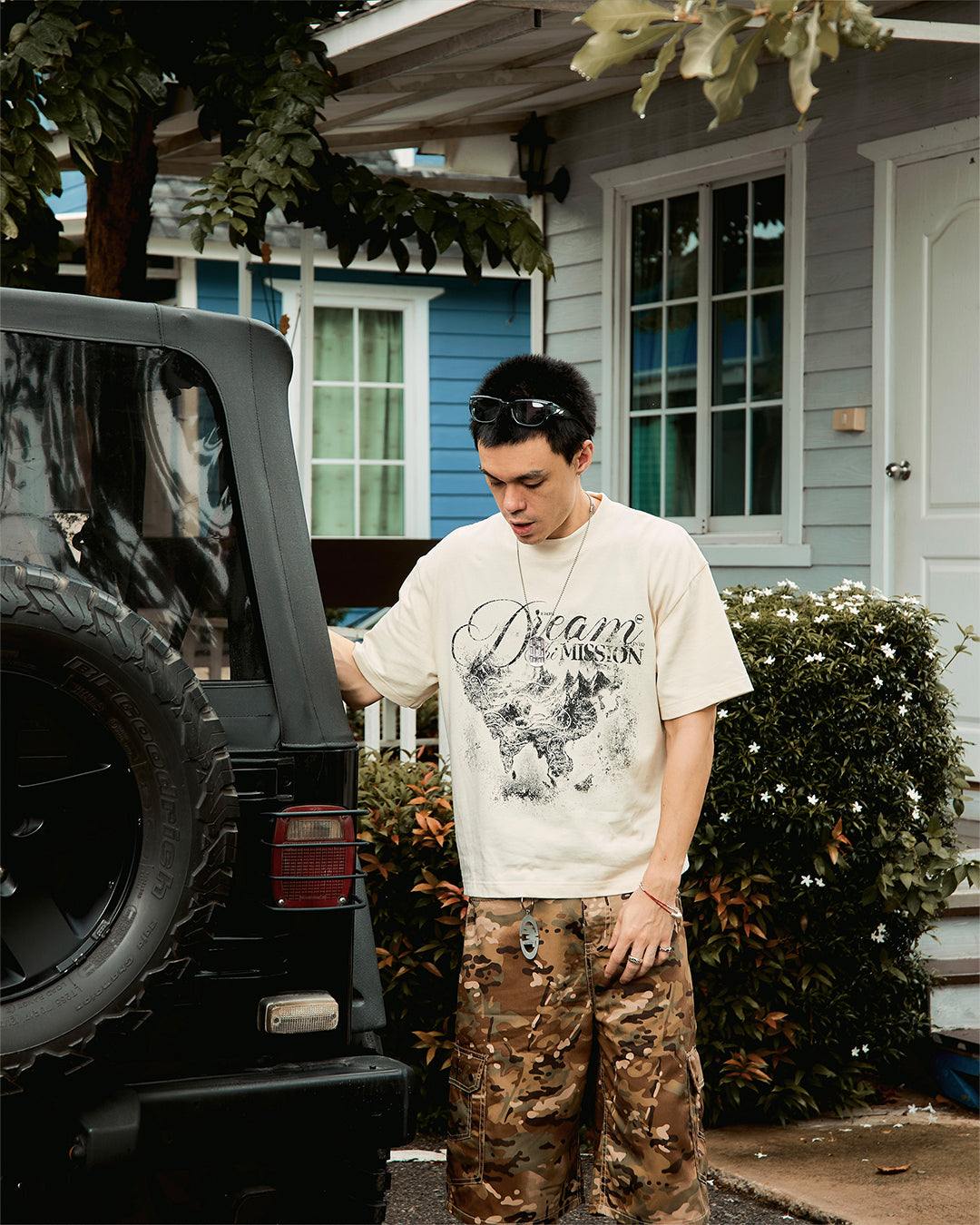 DM05 Old Map Boxy T-Shirt Cream